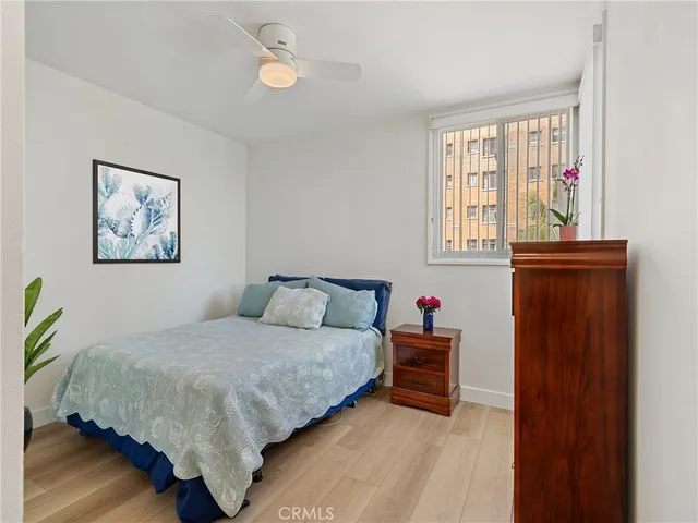 $888,000 | 1 3rd Place, Unit 2, Long Beach, CA 90802