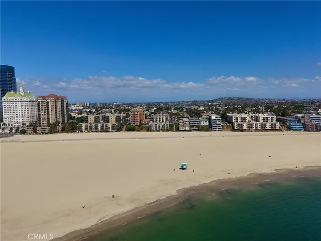 $888,000 | 1 3rd Place, Unit 2, Long Beach, CA 90802