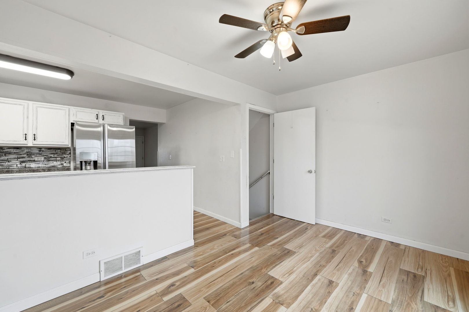 688 Elizabeth Street, Unit 688 Maple Park, IL 60151 - Photo 11 of 33