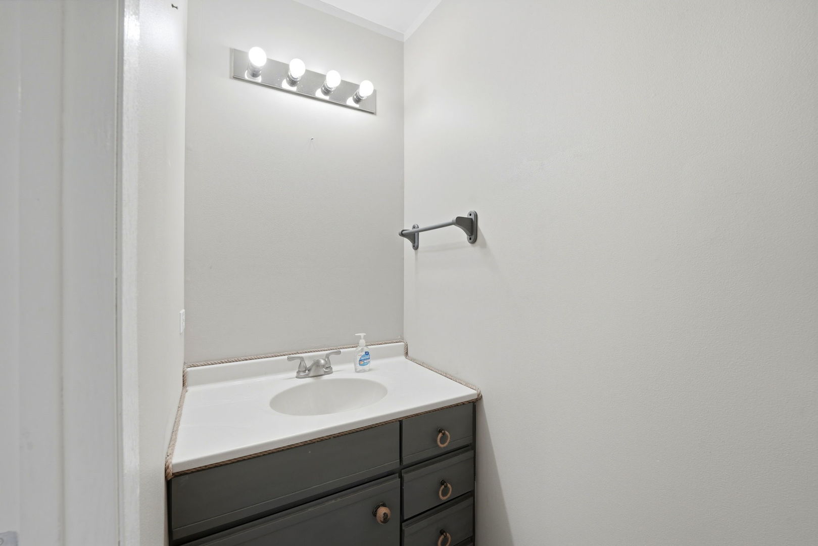 688 Elizabeth Street, Unit 688 Maple Park, IL 60151 - Photo 12 of 33