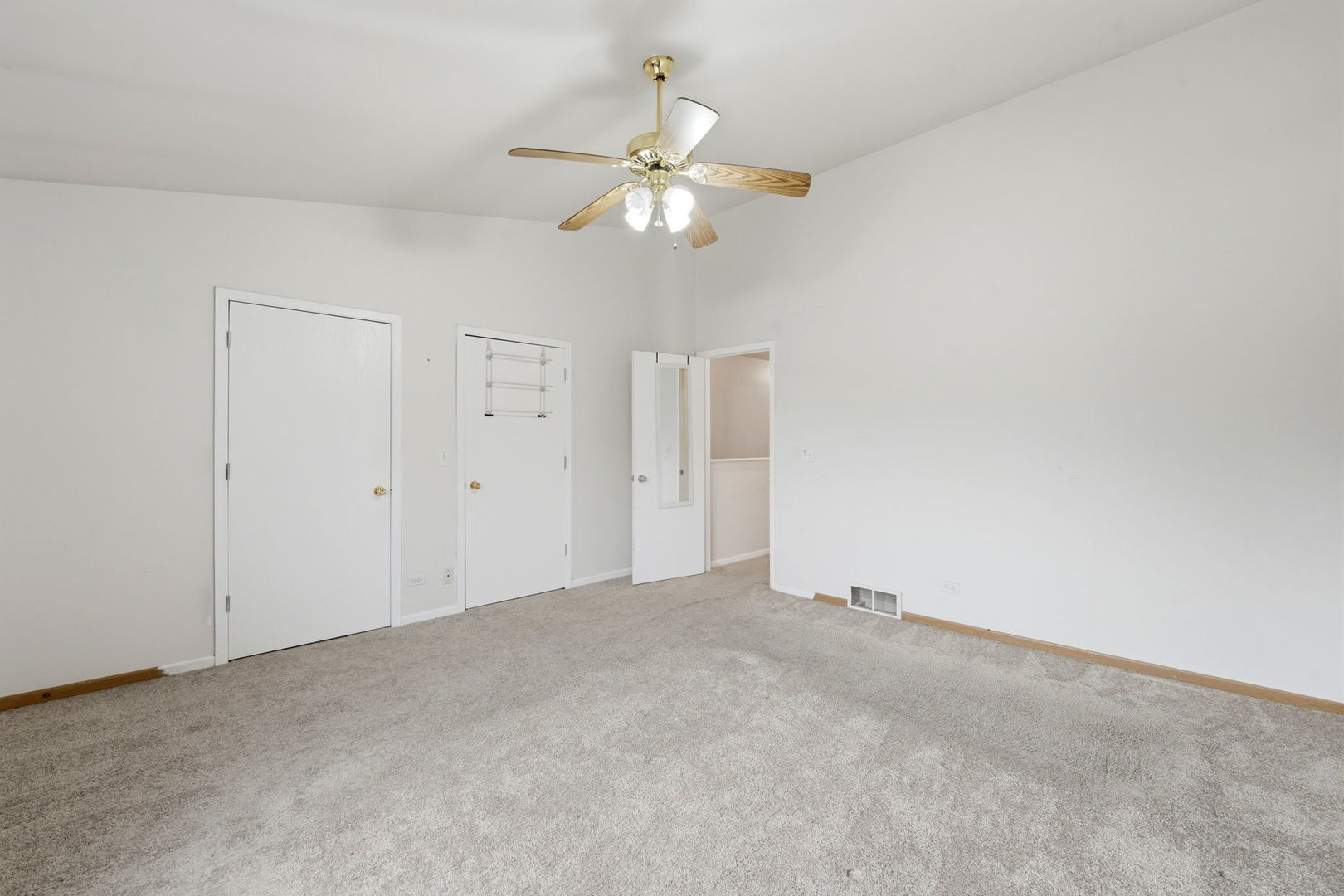 688 Elizabeth Street, Unit 688 Maple Park, IL 60151 - Photo 14 of 33