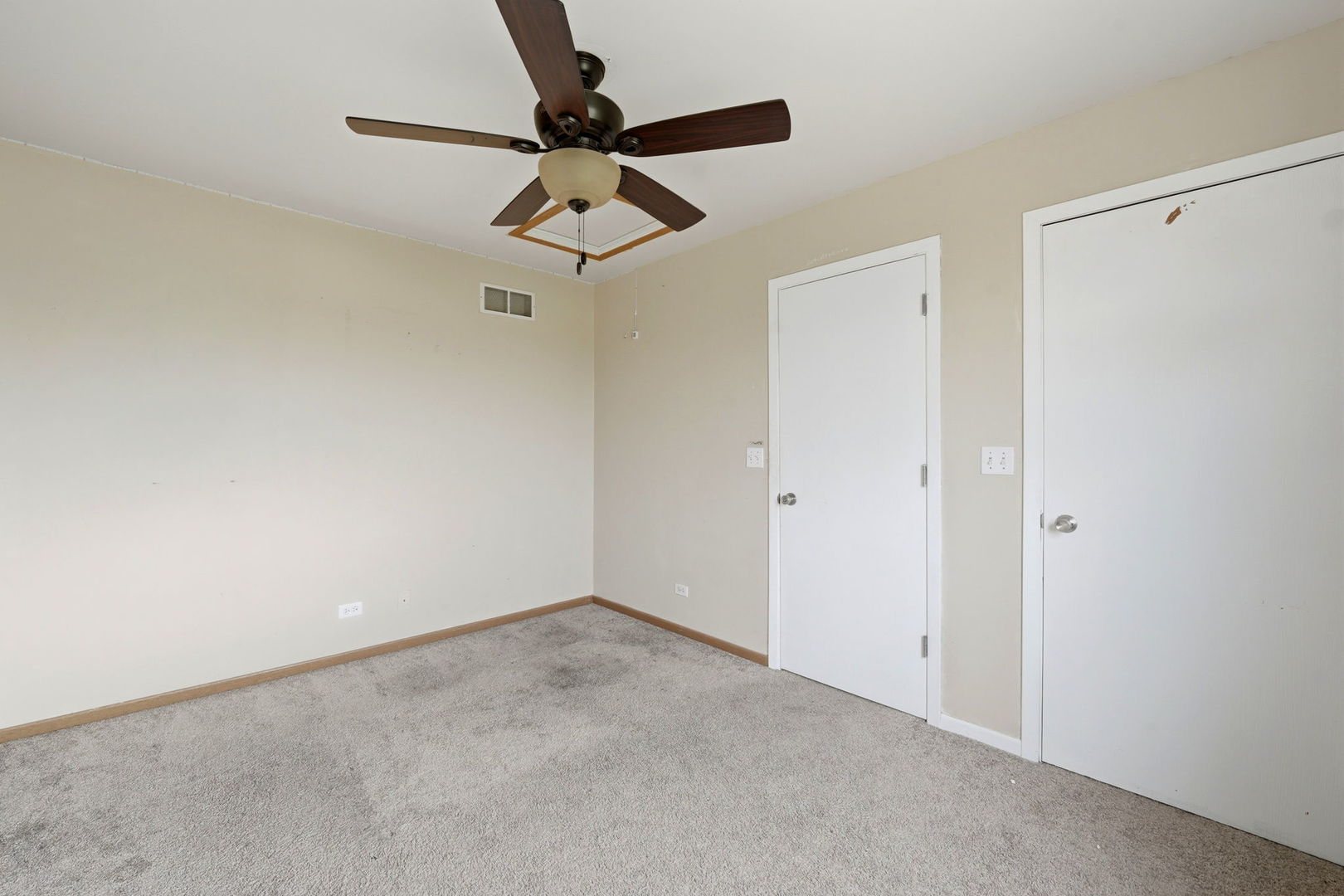 688 Elizabeth Street, Unit 688 Maple Park, IL 60151 - Photo 17 of 33
