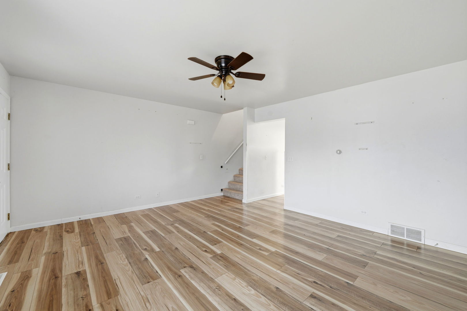 688 Elizabeth Street, Unit 688 Maple Park, IL 60151 - Photo 6 of 33