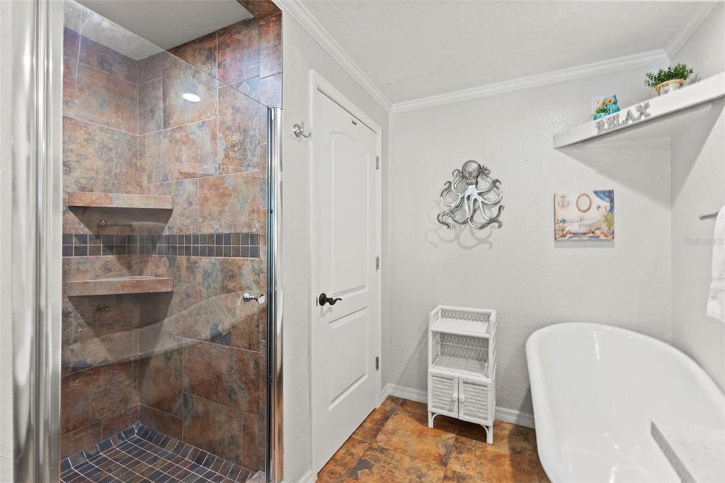 4301 South Lockwood Ridge Road Sarasota, FL 34231 - Photo 23 of 46 Gallery Image 23