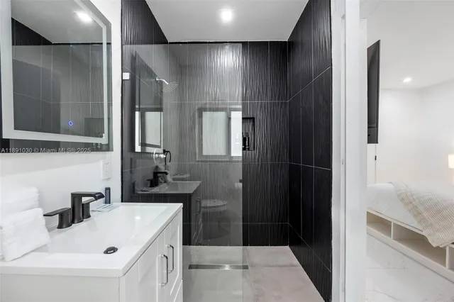 $17,000 | 1651 Southwest 13th Avenue, Miami, FL 33145