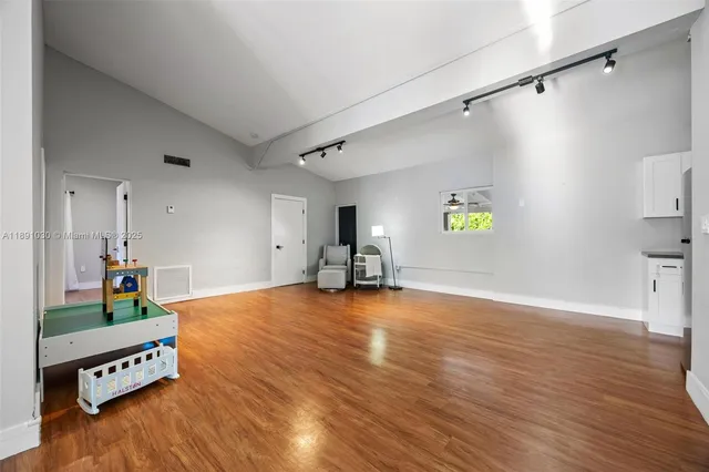 $17,000 | 1651 Southwest 13th Avenue, Miami, FL 33145