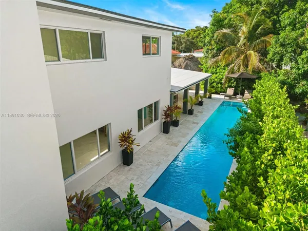 $17,000 | 1651 Southwest 13th Avenue, Miami, FL 33145