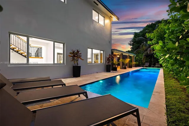 $17,000 | 1651 Southwest 13th Avenue, Miami, FL 33145