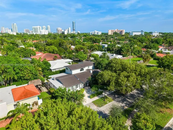 $17,000 | 1651 Southwest 13th Avenue, Miami, FL 33145