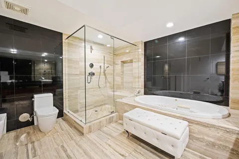 $1,325,000 | 101 South Fort Lauderdale Beach Boulevard, Unit 607, Fort Lauderdale, FL 33316