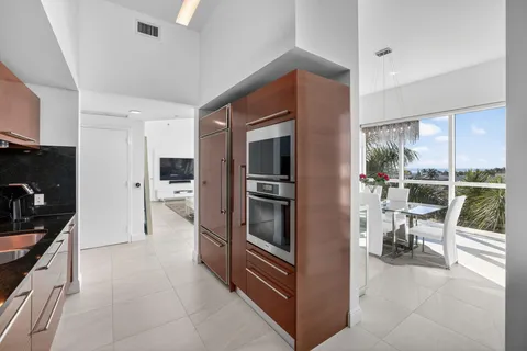 $1,325,000 | 101 South Fort Lauderdale Beach Boulevard, Unit 607, Fort Lauderdale, FL 33316