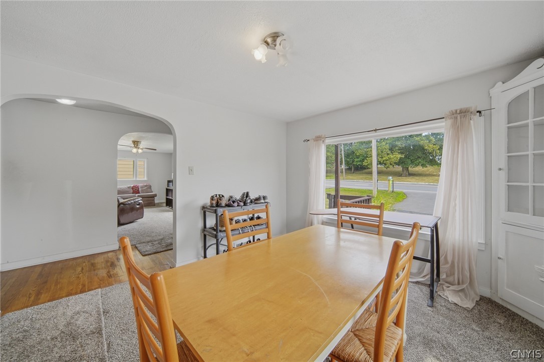 137 Old Liverpool Road Salina, NY 13088 - Photo 12 of 33 Gallery Image 12