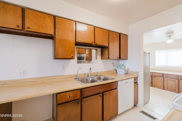 $420,000 | 184 Indian Springs Court, Battle Mountain, NV 89820