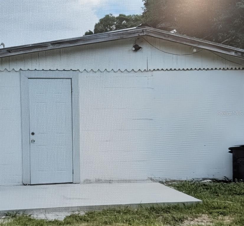 2725 Sample Street Kissimmee, FL 34744 - Photo 2 of 8