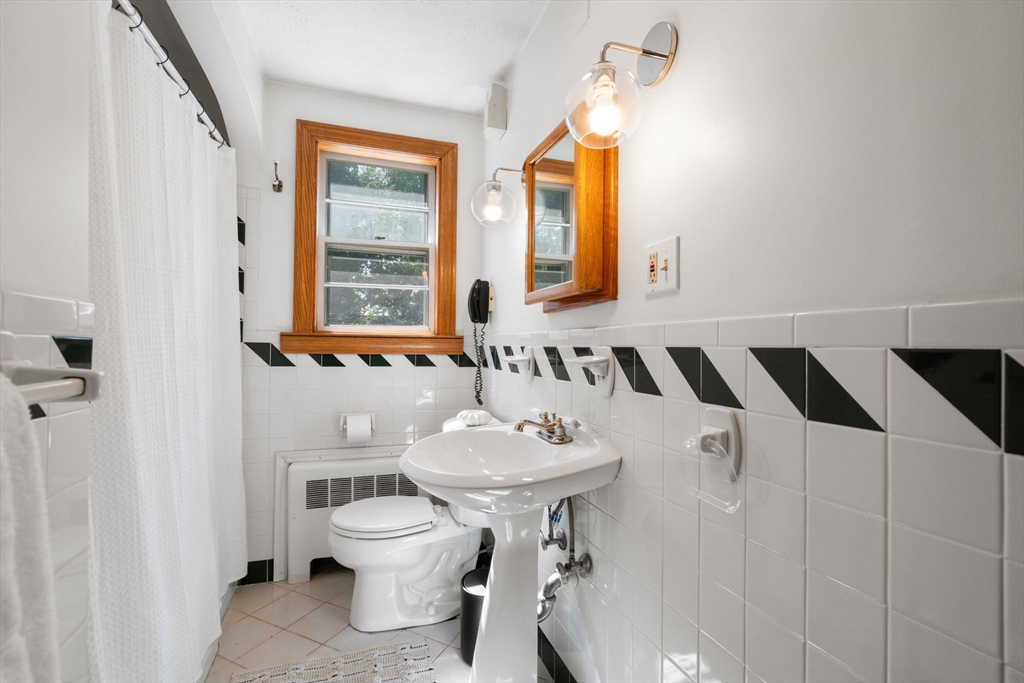 30 Oak Hill Road Waltham, MA 02451 - Photo 22 of 35 Gallery Image 22