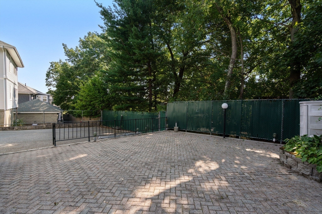 30 Oak Hill Road Waltham, MA 02451 - Photo 28 of 35 Gallery Image 28
