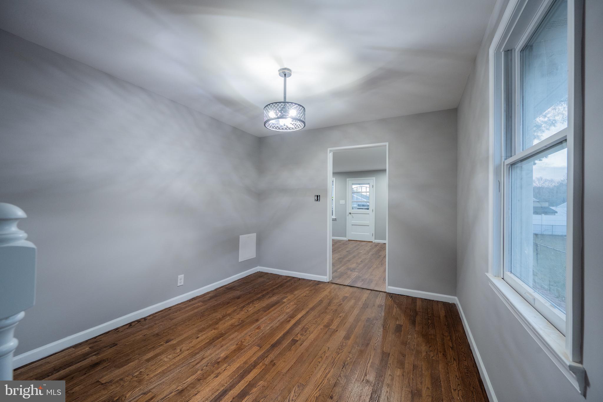 939 Martin Road Essex, MD 21221 - Photo 9 of 30