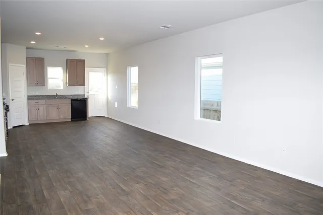 $2,095 | 11608 Murano Drive, Austin, TX 78747