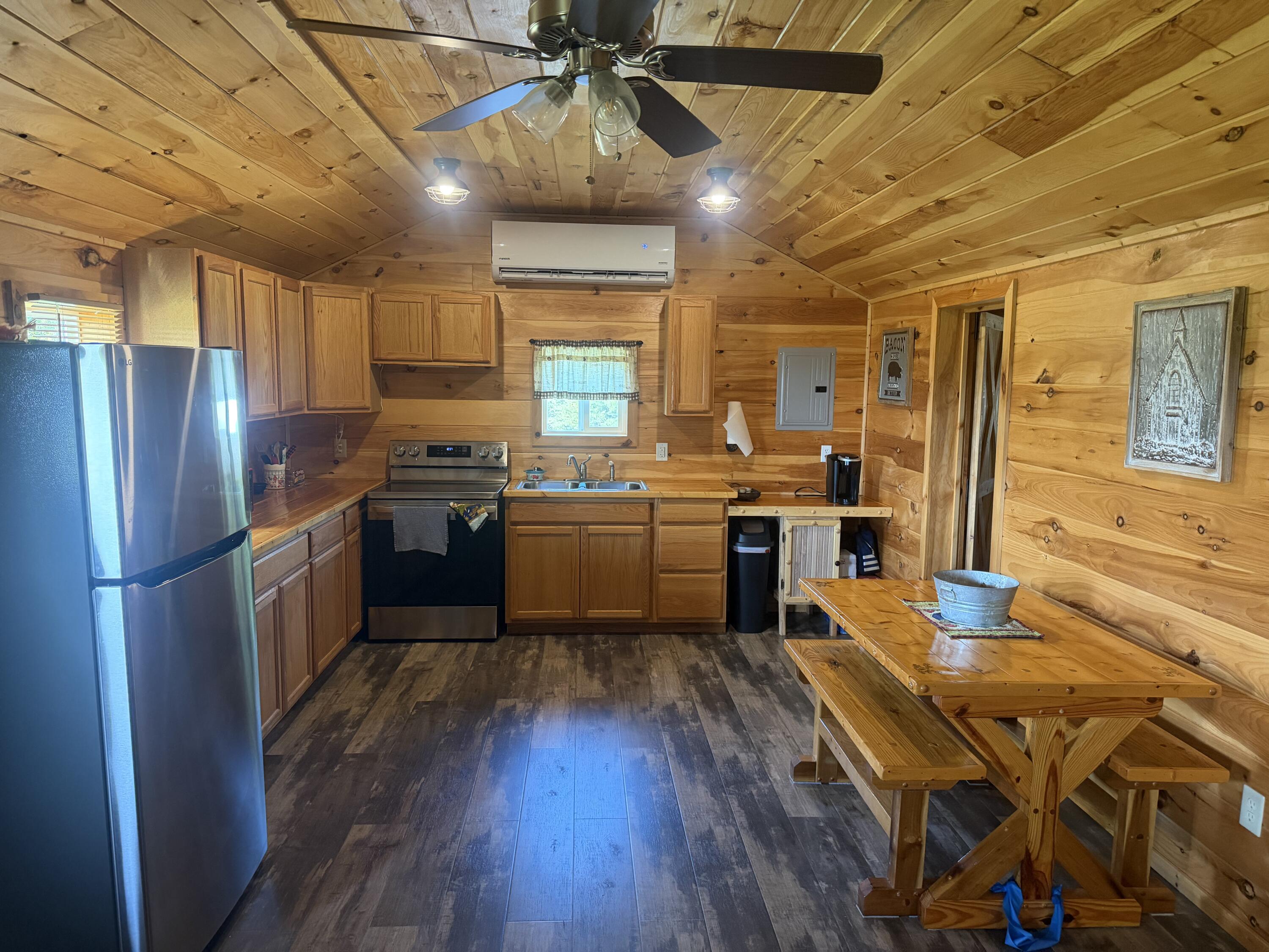 1693 Matt Baker Road London, KY 40744 - Photo 12 of 17 IMG_1148