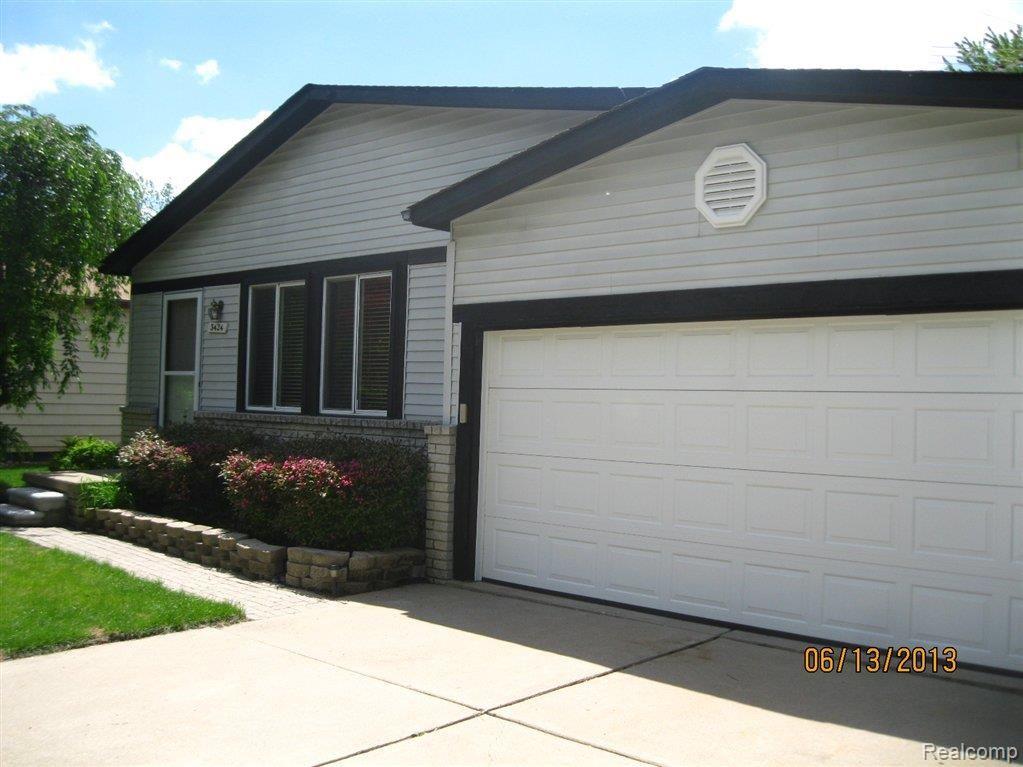 3424 Cone Avenue Rochester, MI 48309 - Photo 2 of 12 Front2.JPG