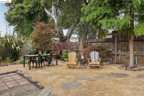 $749,000 | 1357 East 25th Street, Oakland, CA 94606