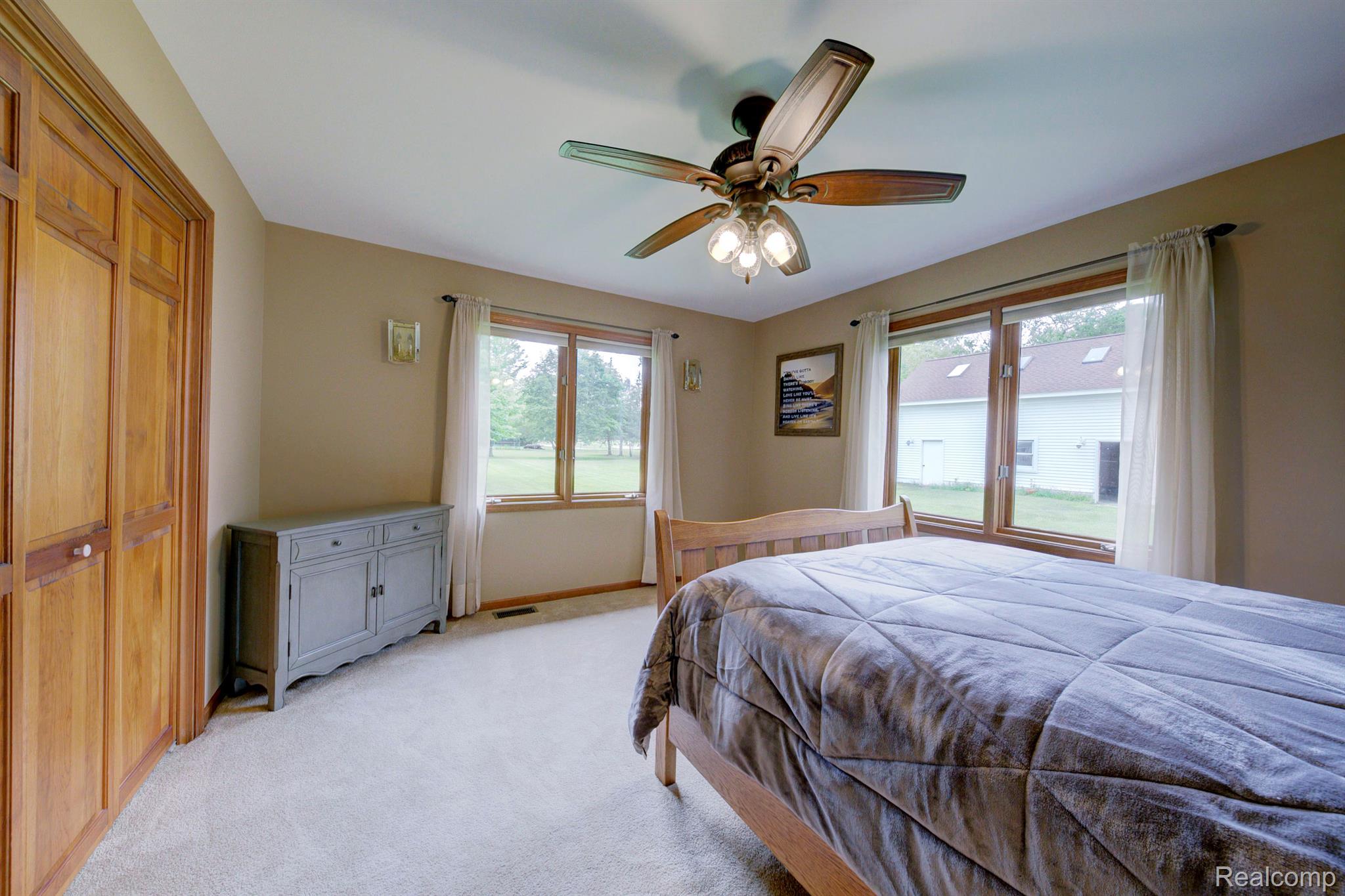 21093 Gill Road Farmington, MI 48335 - Photo 33 of 43 Gallery Image 33