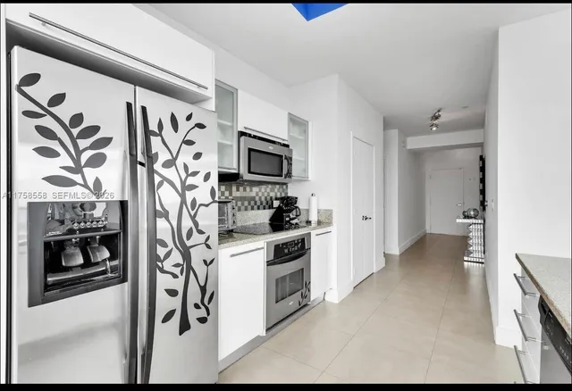 $5,999 | 888 Biscayne Boulevard, Unit 4701, Miami, FL 33132