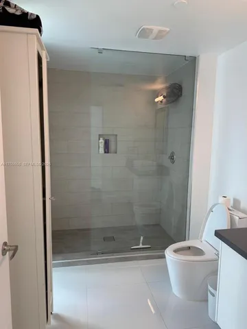 $5,999 | 888 Biscayne Boulevard, Unit 4701, Miami, FL 33132