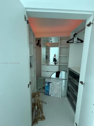 $5,999 | 888 Biscayne Boulevard, Unit 4701, Miami, FL 33132