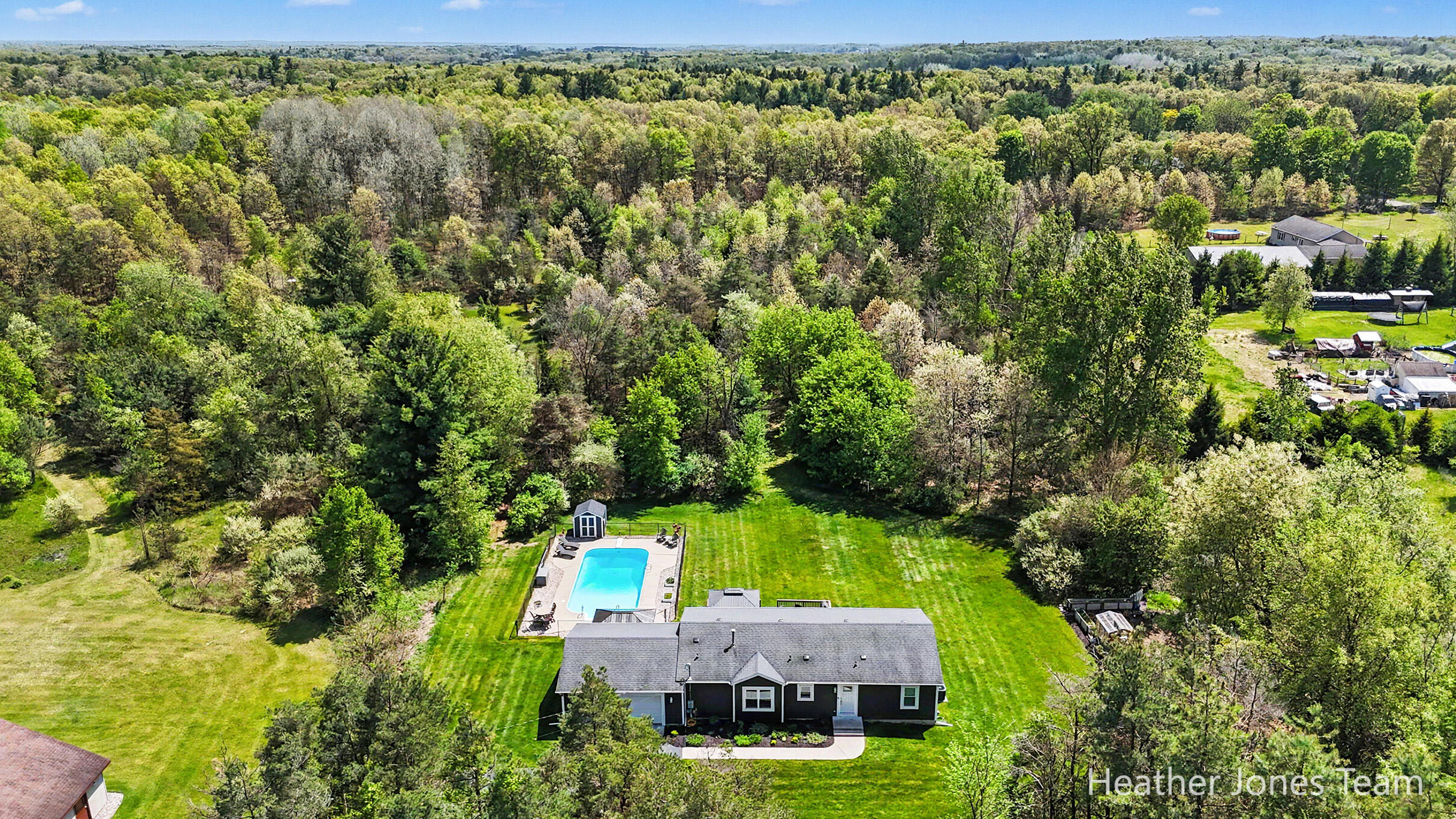 9887 Baker Road Greenville, MI 48838 - Photo 28 of 35 DJI_20260519151207_0007_D