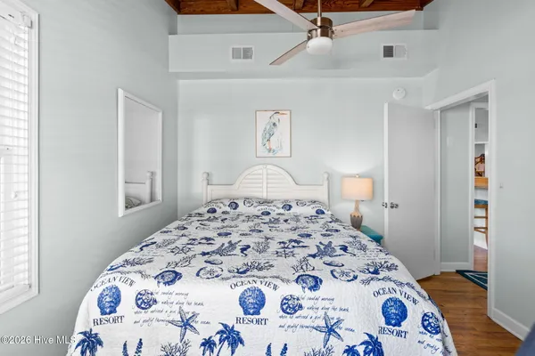 $739,000 | 128 Charlotte Street, Holden Beach, NC 28462