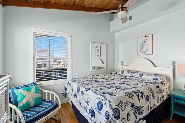 $739,000 | 128 Charlotte Street, Holden Beach, NC 28462