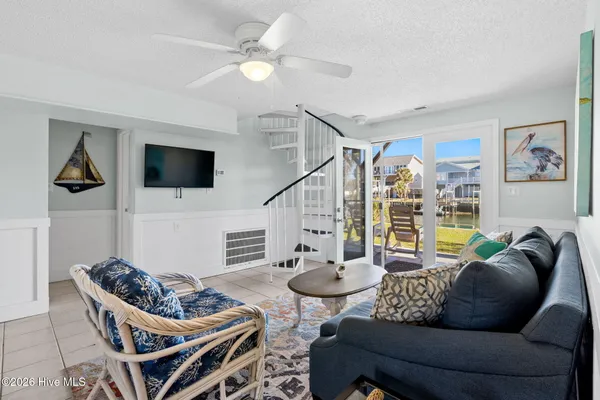 $739,000 | 128 Charlotte Street, Holden Beach, NC 28462