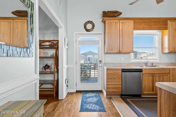 $739,000 | 128 Charlotte Street, Holden Beach, NC 28462