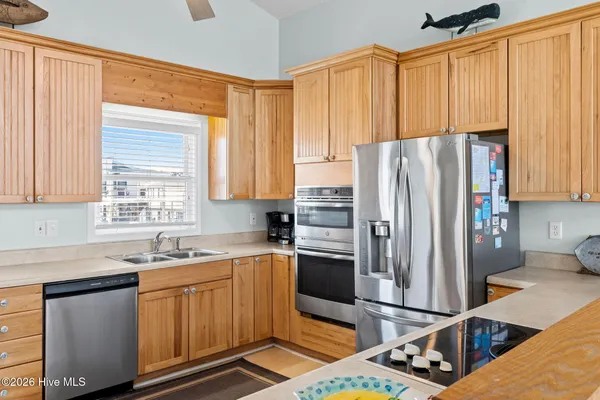 $739,000 | 128 Charlotte Street, Holden Beach, NC 28462