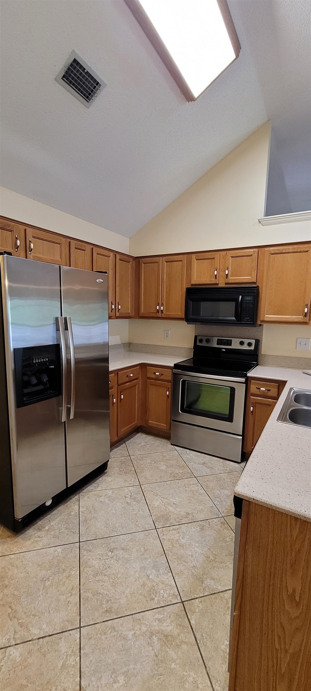 14714 Abacus Drive Foley, AL 36535 - Photo 11 of 47 Kitchen