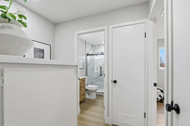 a bathroom with a toilet