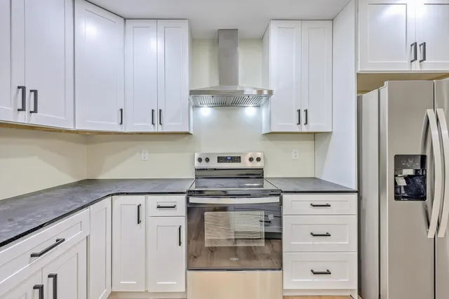 $307,500 | 1219 Pineville Circle, Pineville, SC 29468