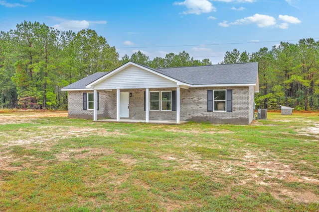 $310,000 | 1219 Pineville Circle, Pineville, SC 29468