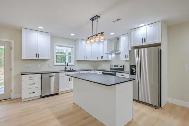 $310,000 | 1219 Pineville Circle, Pineville, SC 29468