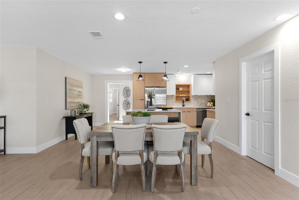 12368 70th Street Largo, FL 33773 - Photo 10 of 33 a view of a dining room with furniture