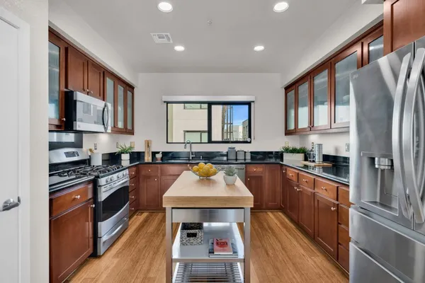 $688,000 | 701 Zephyr Drive, Oakland, CA 94607