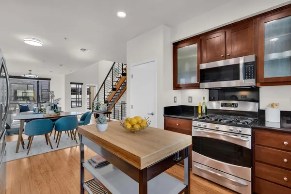 $688,000 | 701 Zephyr Drive, Oakland, CA 94607