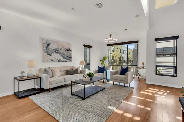 $688,000 | 701 Zephyr Drive, Oakland, CA 94607