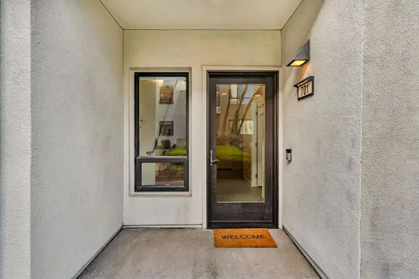 $688,000 | 701 Zephyr Drive, Oakland, CA 94607