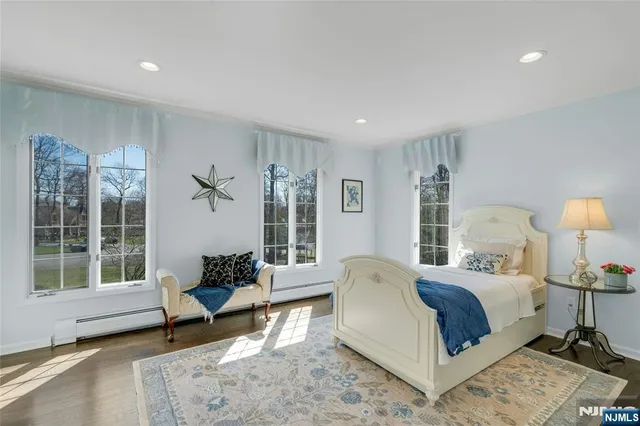 $1,649,000 | 450 Saddle Back Trail, Franklin Lakes, NJ 07417