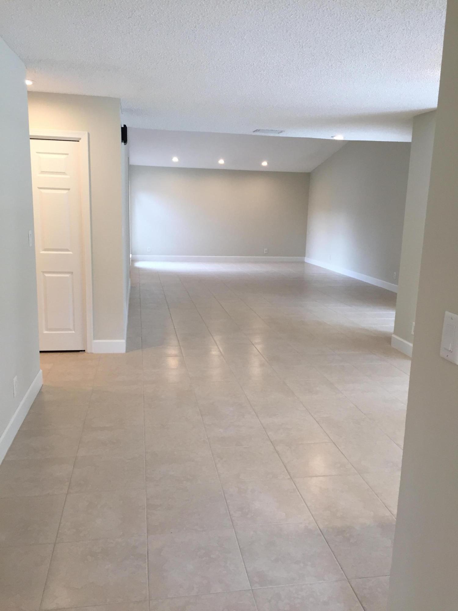 19760 Sedgefield Terrace Boca Raton, FL 33498 - Photo 3 of 20 GreatRoom