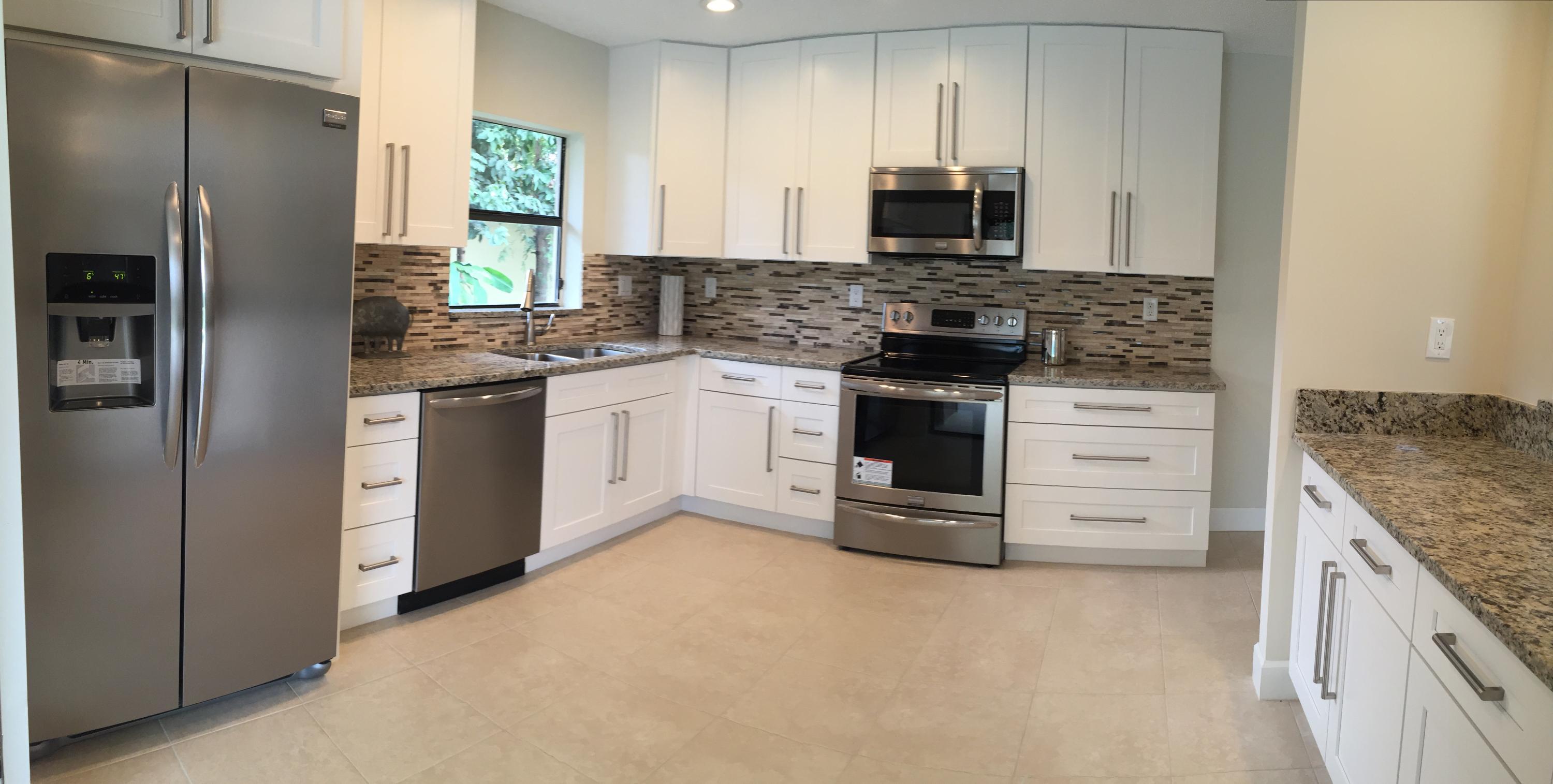 19760 Sedgefield Terrace Boca Raton, FL 33498 - Photo 6 of 20 Kitchen