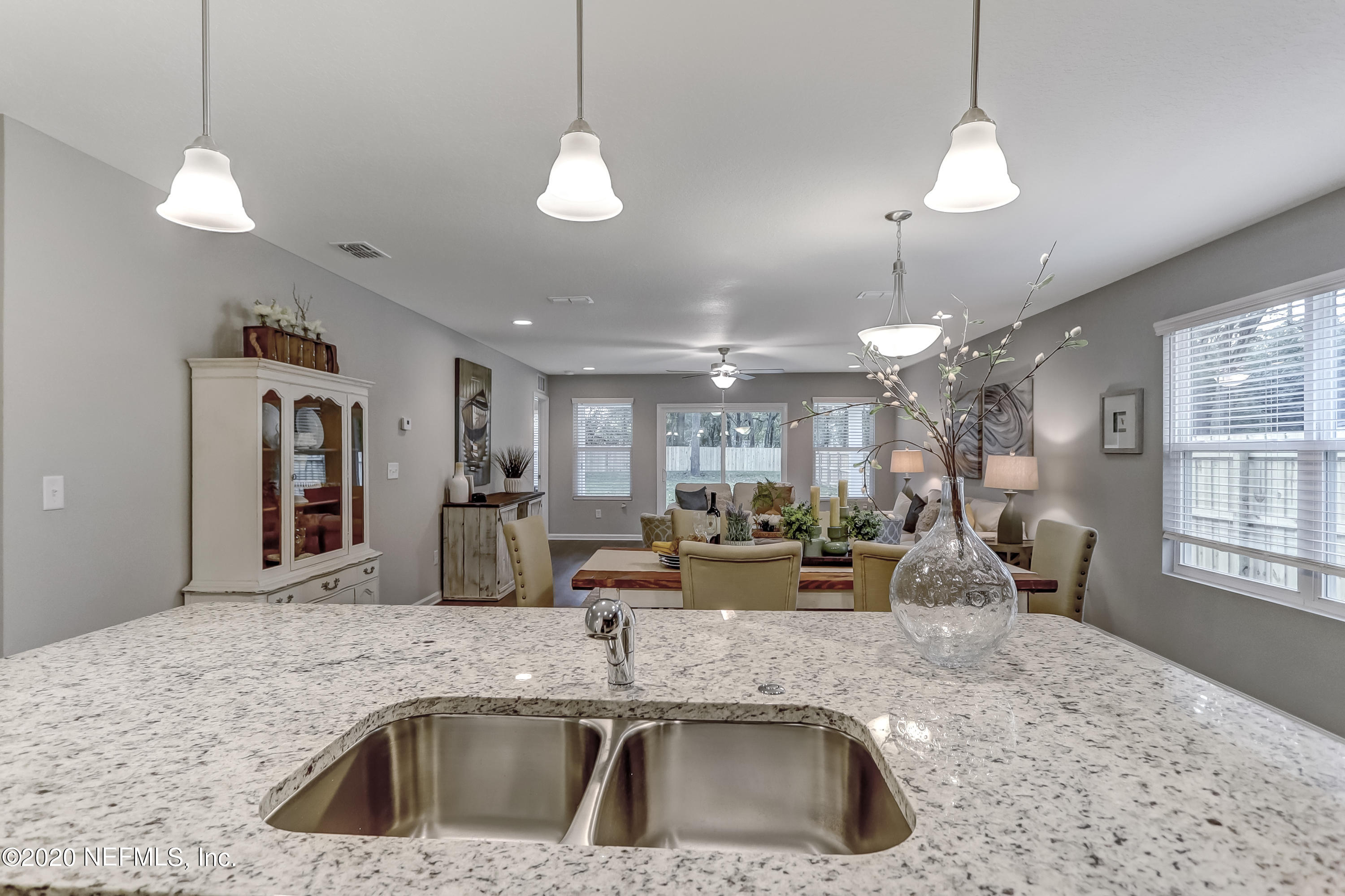 5422 Kennerly Road Jacksonville, FL 32207 - Photo 11 of 41 a view of a kitchen counter top space