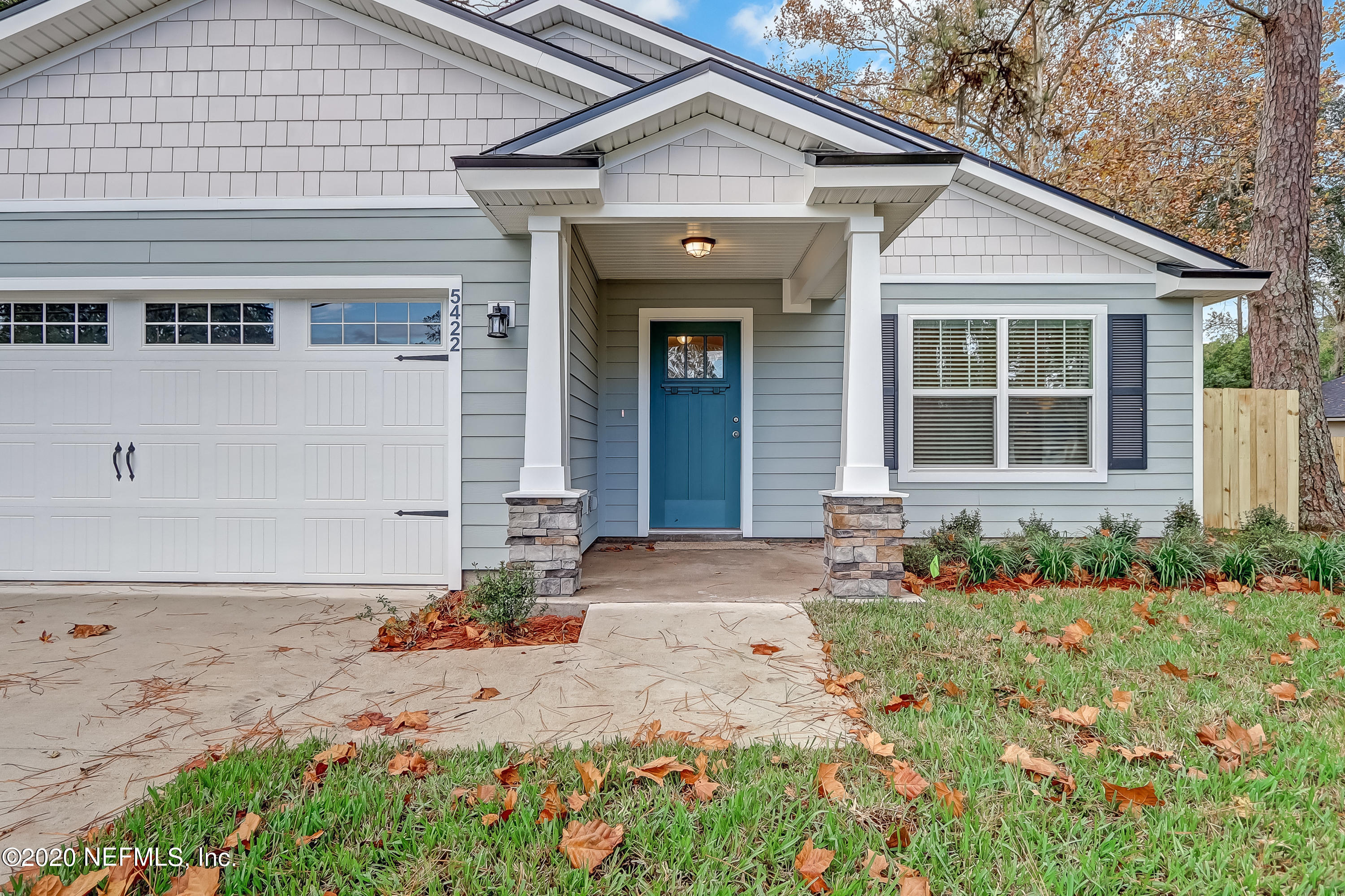 5422 Kennerly Road Jacksonville, FL 32207 - Photo 41 of 41 a front view of a house with a yard